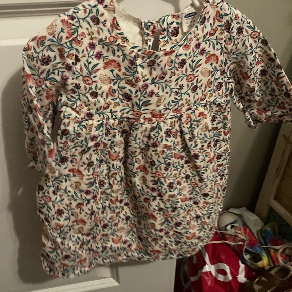 Girls- 12-18 months - Picture 4 of 8